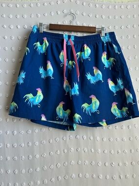 Chubbies Men’s Fowl Plays 5.5” Inseam Lined Swim Trunks Sz XL Navy